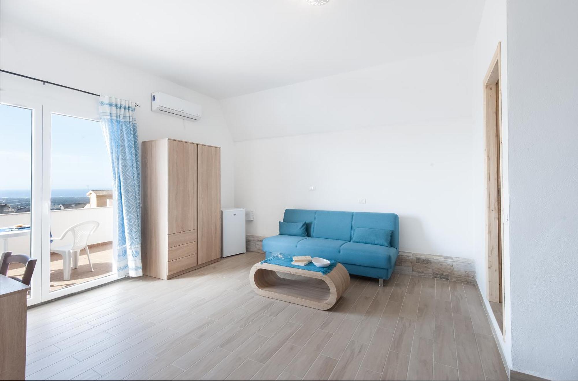 Beb Con Piscina Villa Del Borgo Badesi Exterior photo