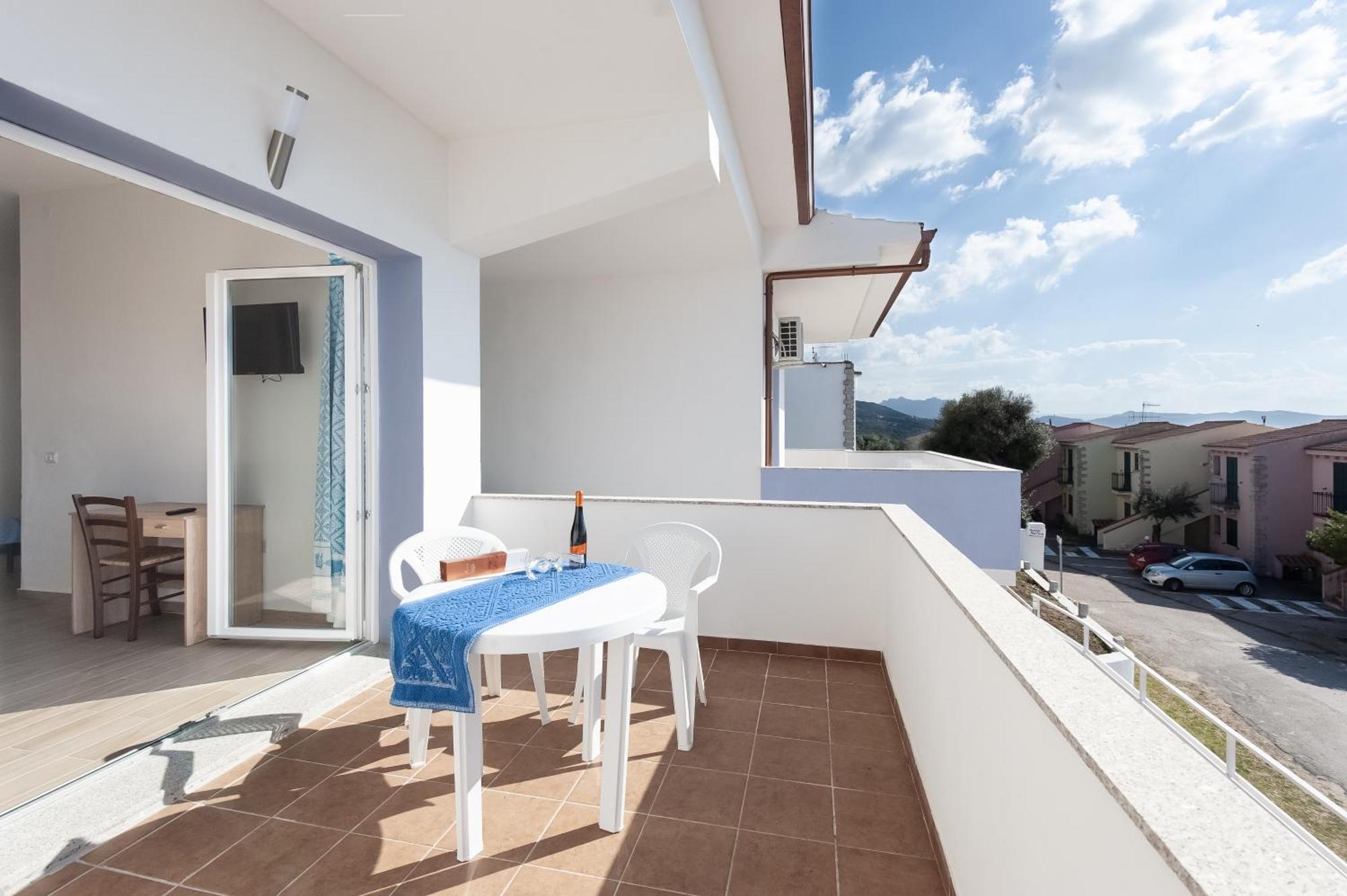 Beb Con Piscina Villa Del Borgo Badesi Exterior photo